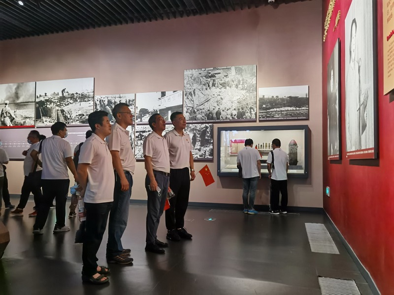 頌建黨百年輝煌 學(xué)先輩英雄事跡——省建科院參觀丹東抗美援朝紀(jì)念館(圖6) 頌建黨百年輝煌 學(xué)先輩英雄事跡——省建科院參觀丹東抗美援朝紀(jì)念館(圖6)