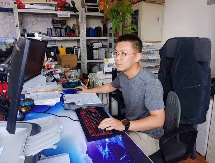 奮斗創(chuàng)造歷史 實(shí)干成就未來——省建科院第三黨支部解放思想大討論活動(dòng)紀(jì)實(shí)(圖8) 奮斗創(chuàng)造歷史 實(shí)干成就未來——省建科院第三黨支部解放思想大討論活動(dòng)紀(jì)實(shí)(圖8)